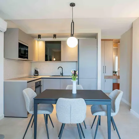 10 Apartment Brela